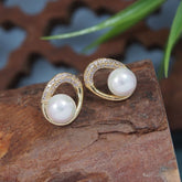 Korean Oval Shaped Clover Pearl Earring