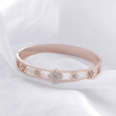 Stainless Steel White Shell Flower Design Kada