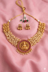 Antique Necklace Set
