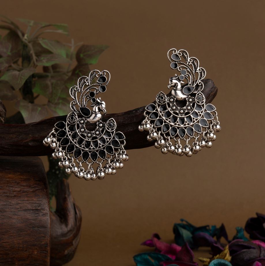 Silver Plated Peacock Designed Enamel Artwork With Beads Fashion Antique Earring