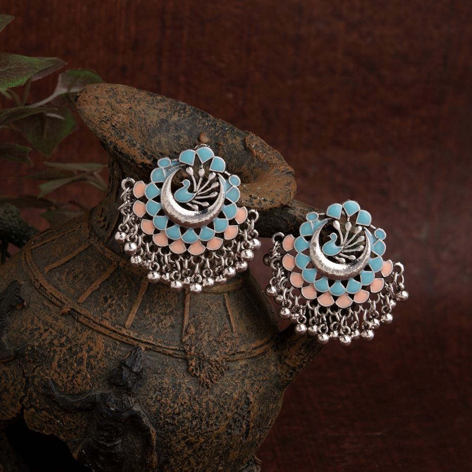 Silver Plated Peacock Design Enamel Artwork With Beads Fashion Antique Earring
