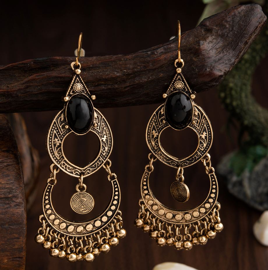 Antique Silver / Gold Plated Black Stone Studded Design Artwork Fashion Earring