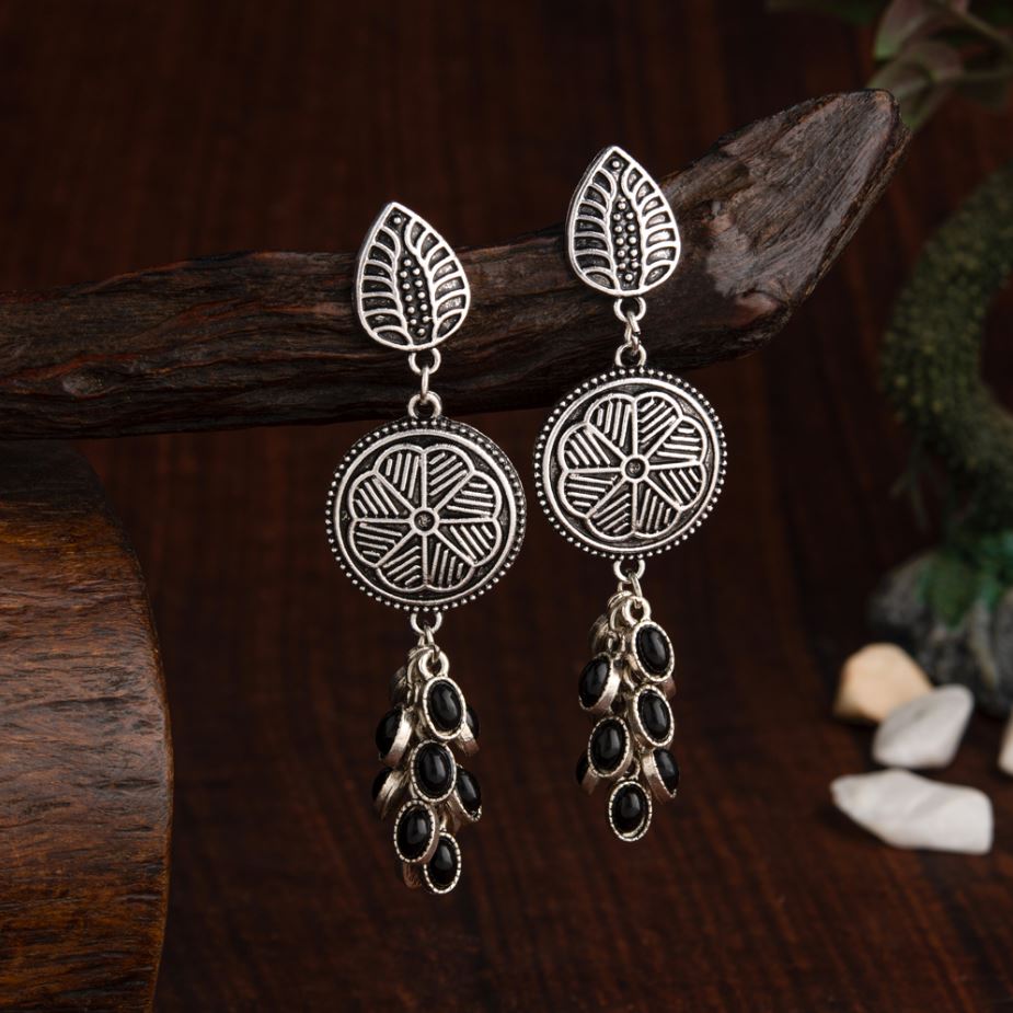 Antique Silver Plated Geometric Shaped Designed Artwork With Dangling Stone Studded Fashion Antique Earring