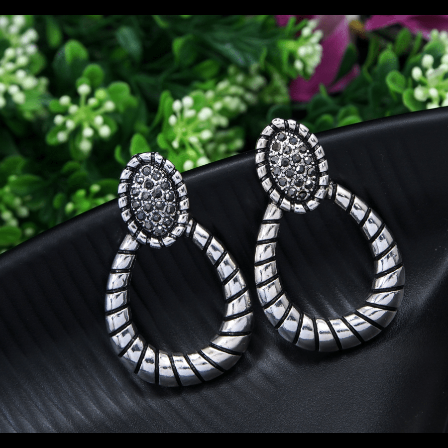 Antique Gold/Silver Plated Rustic Tear Drop Earring