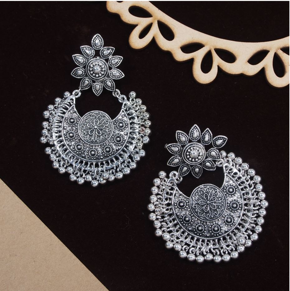 Antique Silver /Gold Plated Floral Artwork Oxidized Earring- AER 417