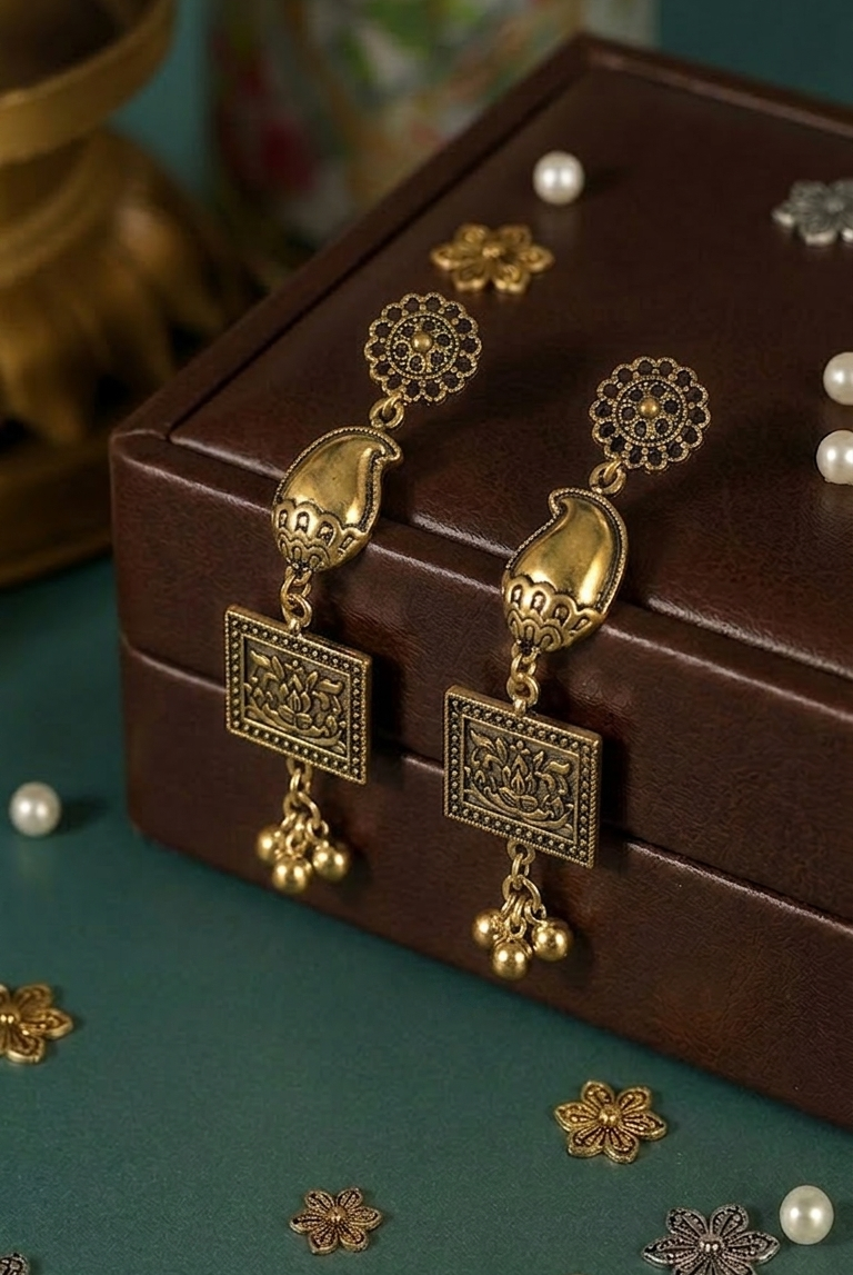 Antique Gold/Silver Plated Dual Coloured Enamel Dangler Earring