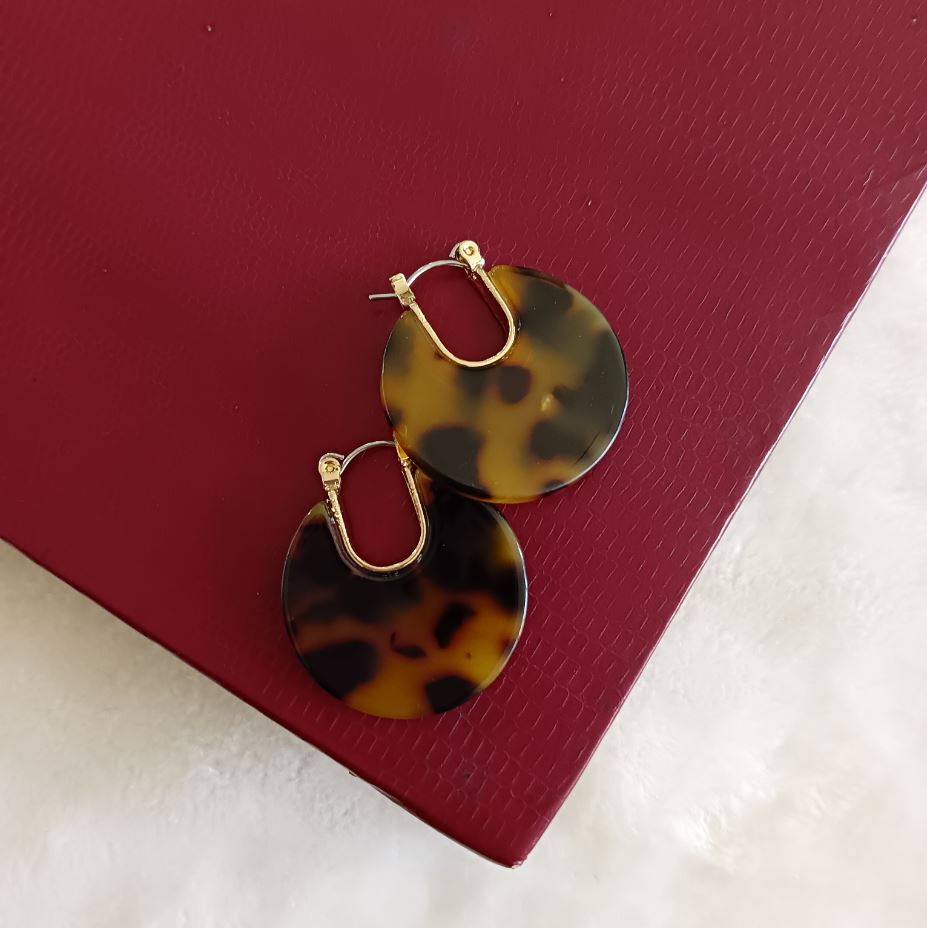 Gold Plated Acrylic Fashion Indo Western Earring