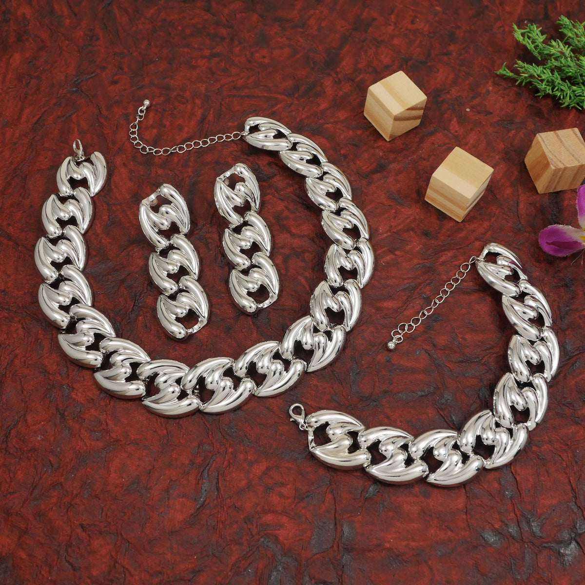 Western Necklace