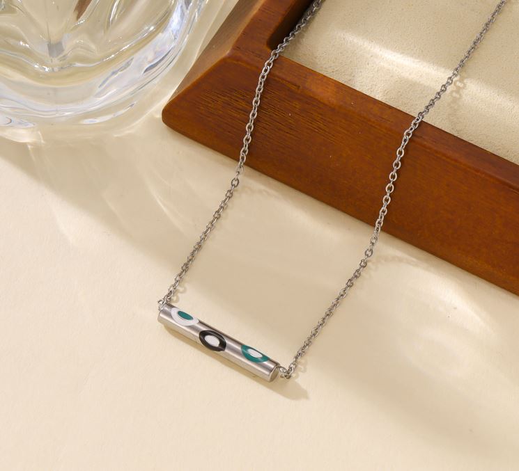 Stainless Steel Enamel Pendent Necklace - STNK 5183