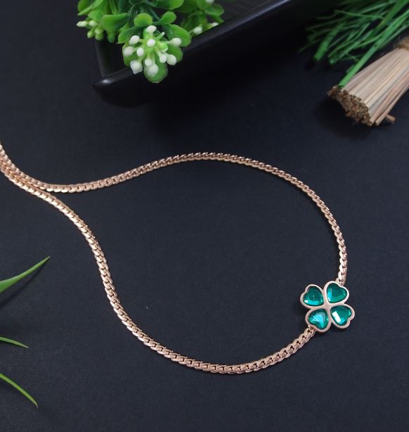 Stainless Steel Floral Pendent Necklace  - STNK 5489