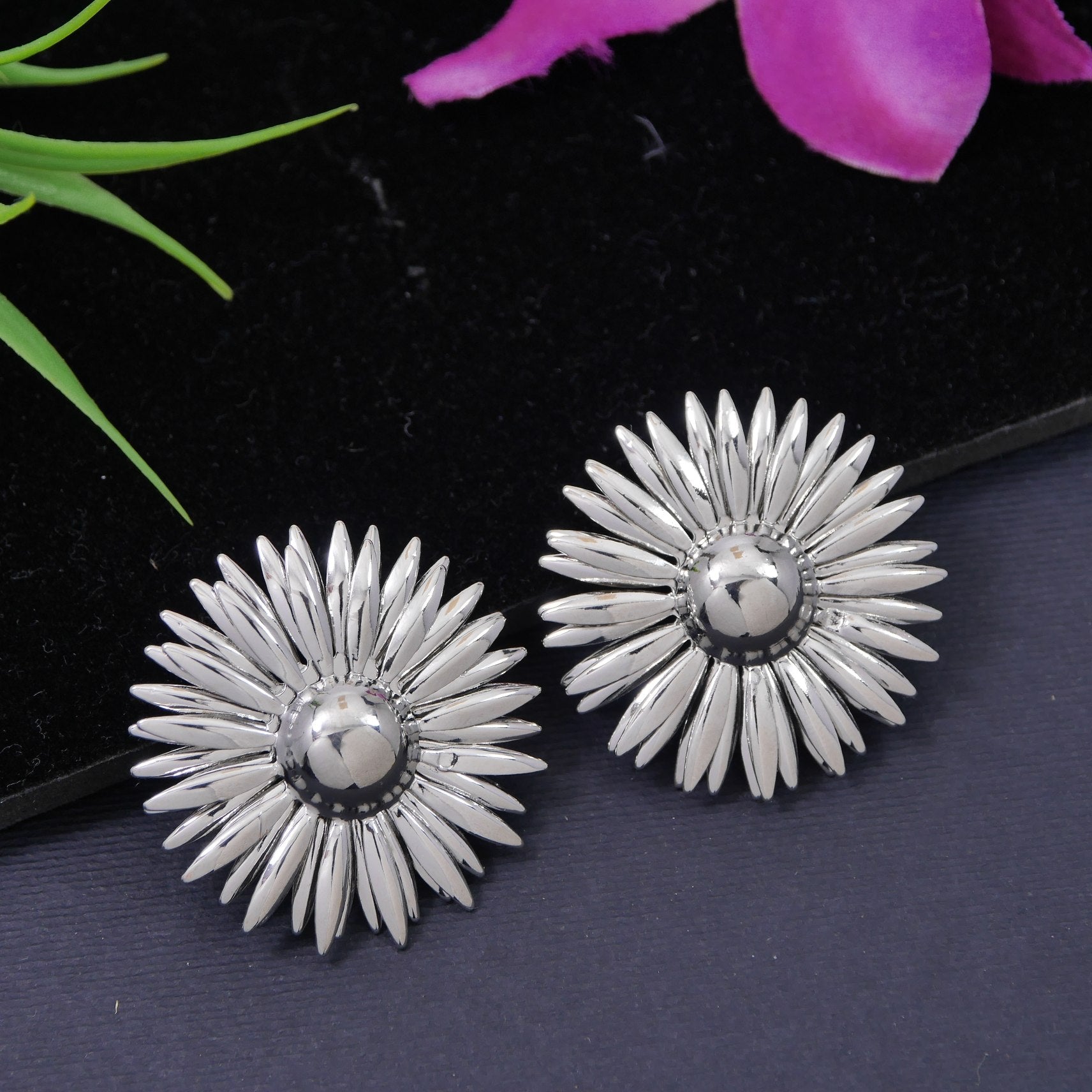 Gold/Silver Western Earring