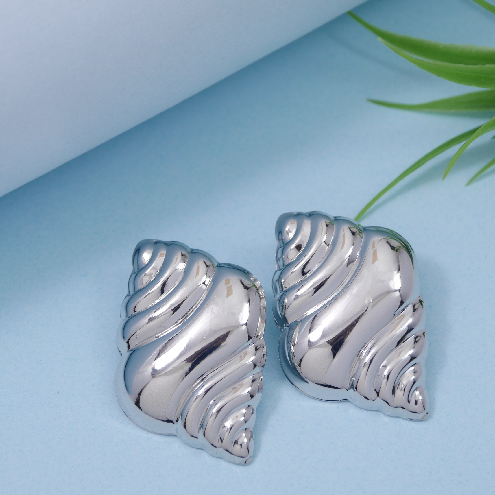 Gold/Silver Western Earring