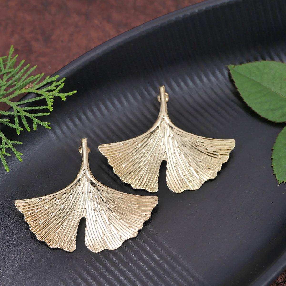 Gold/Silver Western Earring