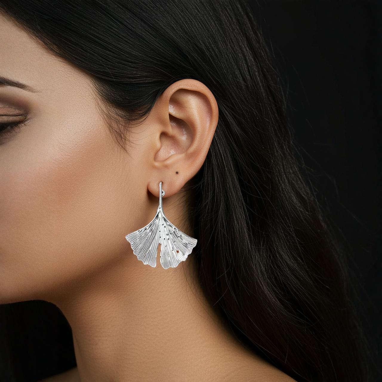 Gold/Silver Western Earring