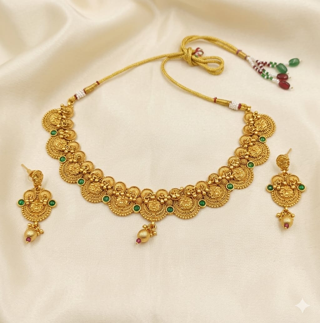 Antique Necklace Set