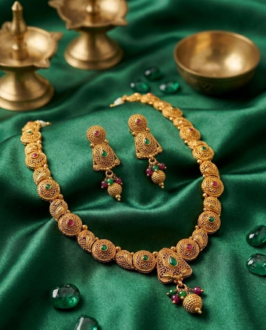 Antique Necklace Set