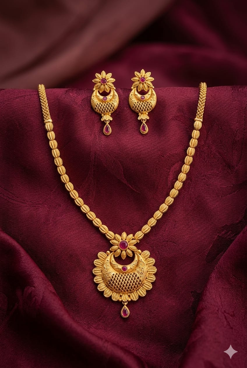 Antique Necklace Set