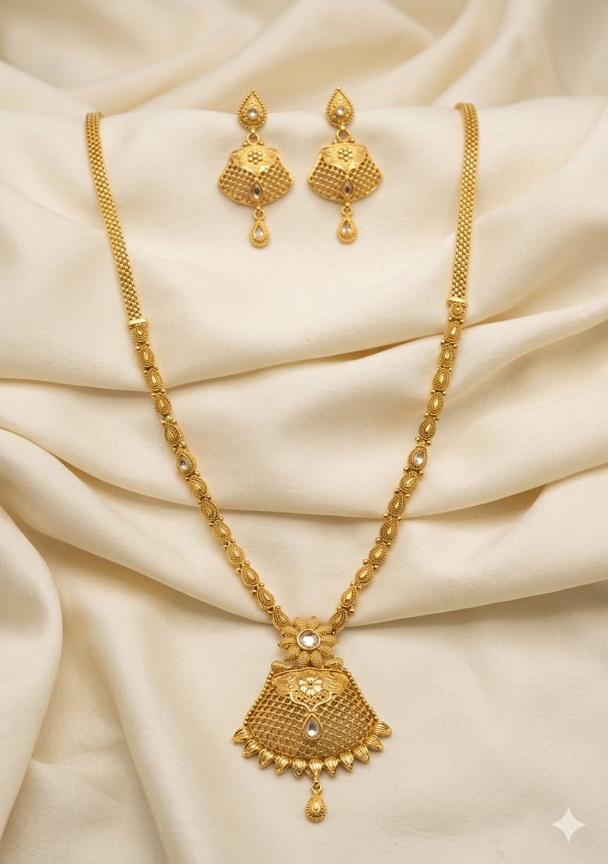 Antique Necklace Set